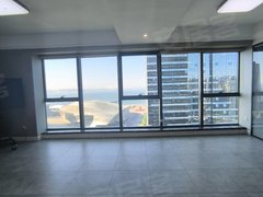 大连中山东港佳兆业中心大平层三室两卫 观海好房 出租一手房源随时看出租房源真实图片