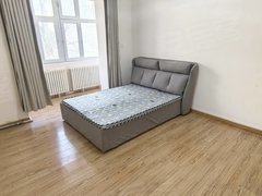 乌鲁木齐新市北京南路北京路高新街附近，交通便利，周围配套设施齐全，可短租出租房源真实图片