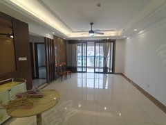 三亚吉阳迎宾路美亚公馆 电梯三房空房出租 适合工作室 美容 接待出租房源真实图片