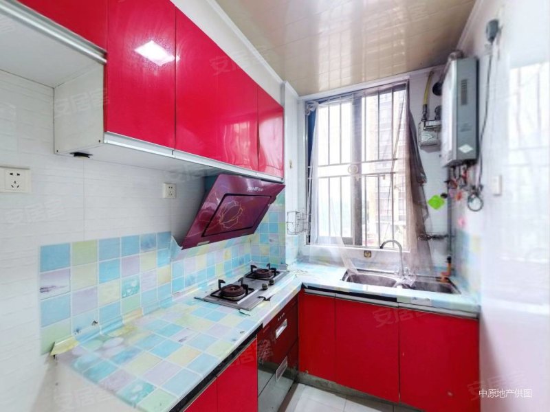 地铁口 公园旁 新出好房锦龙名苑精装三房满五红本厅出阳台