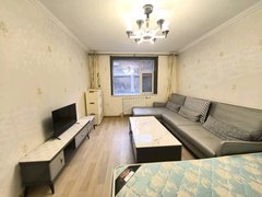 西宁城中长江路汽车一场家属院 精装修分户采暖 红十字医院 停车方便随时看房出租房源真实图片