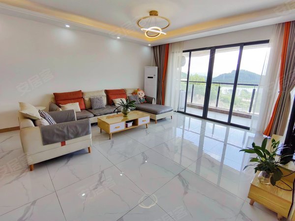 深圳光明光明楼村花园(一期)梦之花园楼村3房,超大客厅,开窗看湖,依山