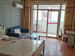 六安裕安裕安万达广场房，东，直，租，市二院附近，平安东苑，B区，有免费停车位。出租房源真实图片