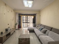 来宾兴宾兴宾城区大学园小区，两房两厅一卫，家具家电齐全，拎包入住租1300出租房源真实图片