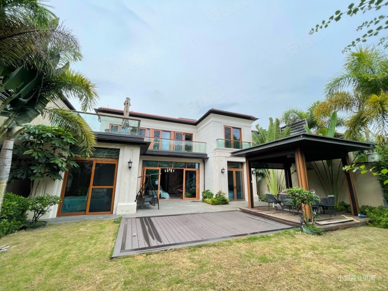 绿城海棠潮鸣(别墅)5室2厅4卫189㎡南北2300万