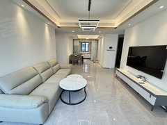 丽水莲都东苑双湖附近大面积精装修4室全屋定制中央空调带地暖车位随时看房出租房源真实图片
