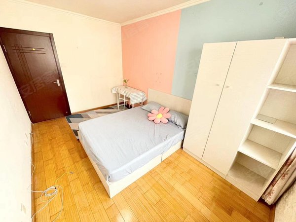 青岛市北中央商务区金港花园个人转租,金港花园,敦化路地铁口,阜外