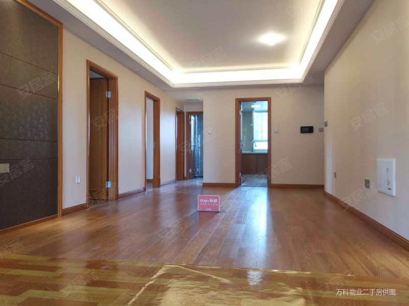 南京南站万科尚都荟有钥匙南北通透采光充足密码