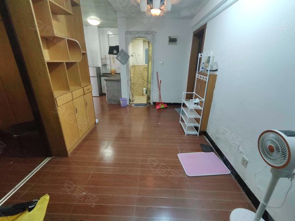 南宁良庆大沙田慧谷阳光出租 慧谷阳光 1房 电梯房 配套齐全 近地铁