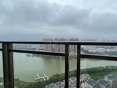 肇庆端州东湖海逸半岛 全湖景4房 豪华装修出租 5500包物业出租房源真实图片