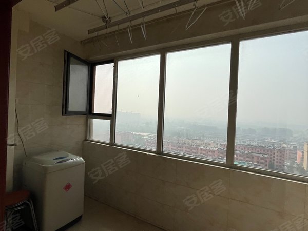 莱芜莱城茂业天地皇庭港湾皇庭港湾,精装两室出租,家具几点齐全,拎包