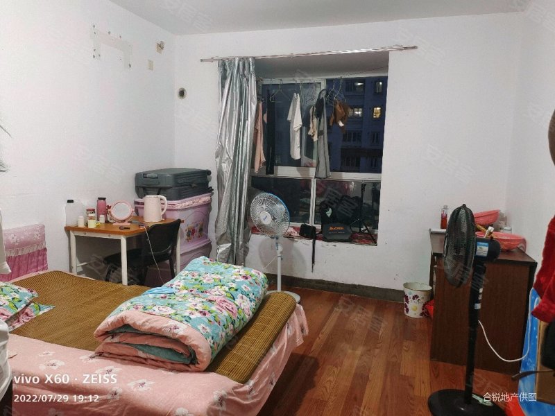 夏朵园二房二厅南北通透采光好周边商圈配套全