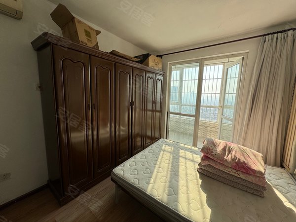 天津红桥西于庄街丽水苑近银泰正融精装近地铁带电梯大一室!