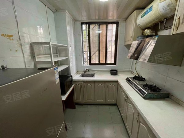 上海青浦徐泾广虹公寓(真实保证)广虹公寓1室出租房源真实图片