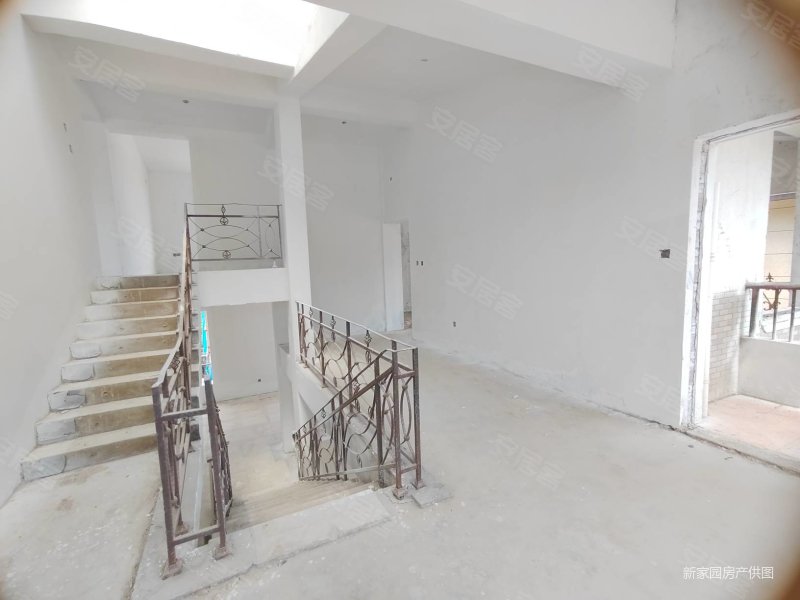 狼山风景区 一套联排的价格买独栋,旭日山庄二手房,930万,4室2厅,2卫