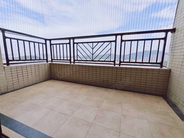 广州南沙黄阁南沙保利城保利城南悦湾,豪华三房两卫配齐拎包入住出租