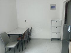 三门峡湖滨湖滨城区崖底佳苑拎包入住押一付三，1000元，有钥匙随时看房出租房源真实图片