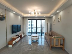 惠州惠城水口碧桂园珑尚花园 拎包入住 精装修 通风好 4房2厅2卫出租房源真实图片