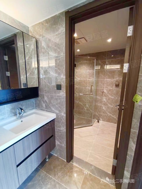 西安房产网>西安二手房>未央二手房>方新村二手房>万科悦府>488_650竖