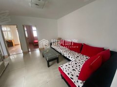 东海东海市区中央广场外贸巷 步梯三室 家具家电配套齐全 随时看房联系出租房源真实图片