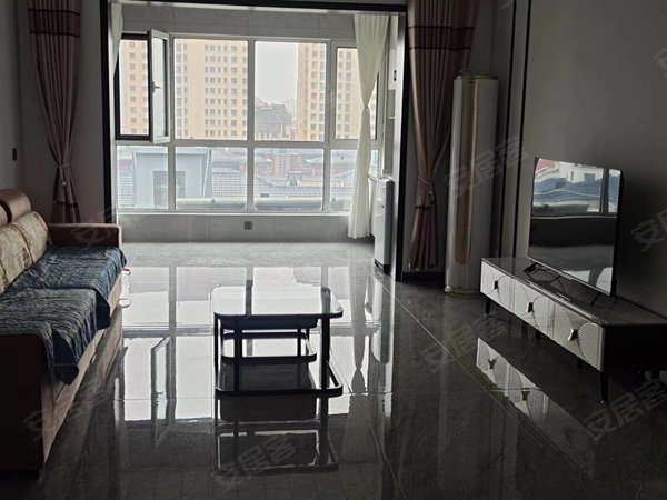 临沂费县费县城区星河湾(费县)星河湾精装三室 停车方便年租2.