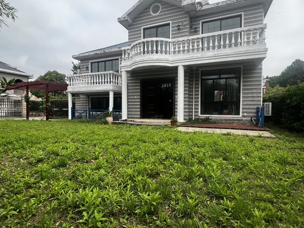 上海奉贤海湾三景苑三景苑独栋别墅 首租 5室 拎包即住 随时看房出租