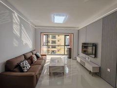 桂林临桂西城大道滨江云尚精装俩房出租包车位包物业费出租房源真实图片