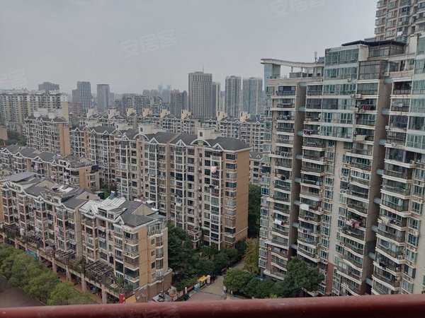 南昌红谷滩红谷中大道万达星城东区万达星城东区 采光好 接待好去处 随时可以看房出租房源真实图片