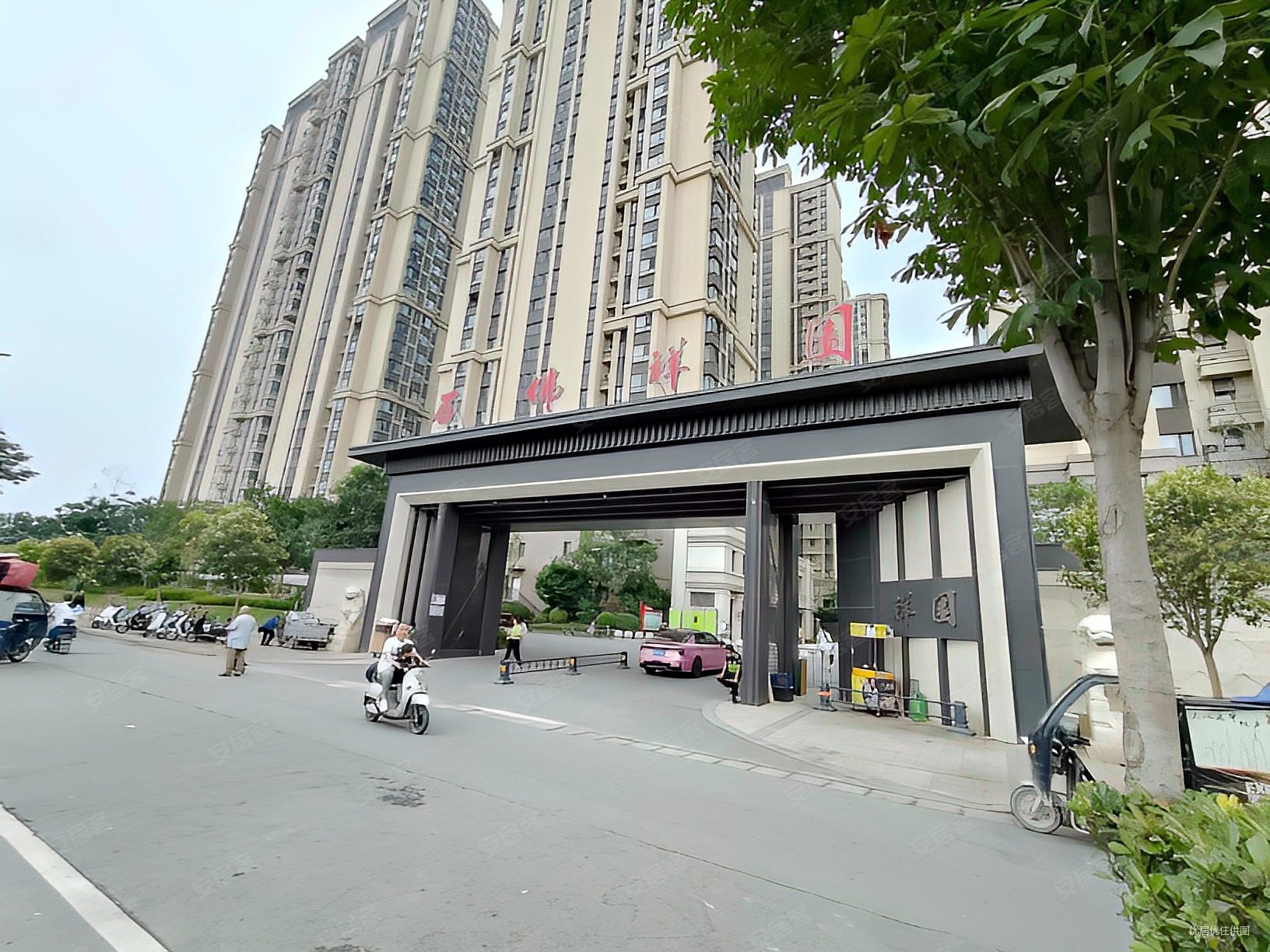 石佛祥园3室2厅1卫89㎡南北52万