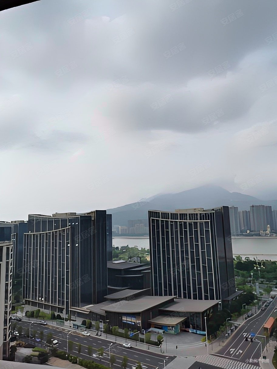 榕城江上图地铁6号线山姆会员店附中纯商毛坯