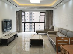 曲靖沾益益源商城沾益四中旁边,交通方便。农贸市场就在门口。出租房源真实图片