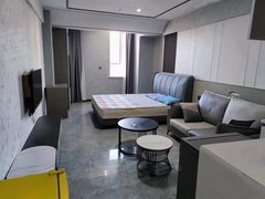 喀什喀什市喀什城区豪华公寓出租 可以月付 1800元月了出租房源真实图片