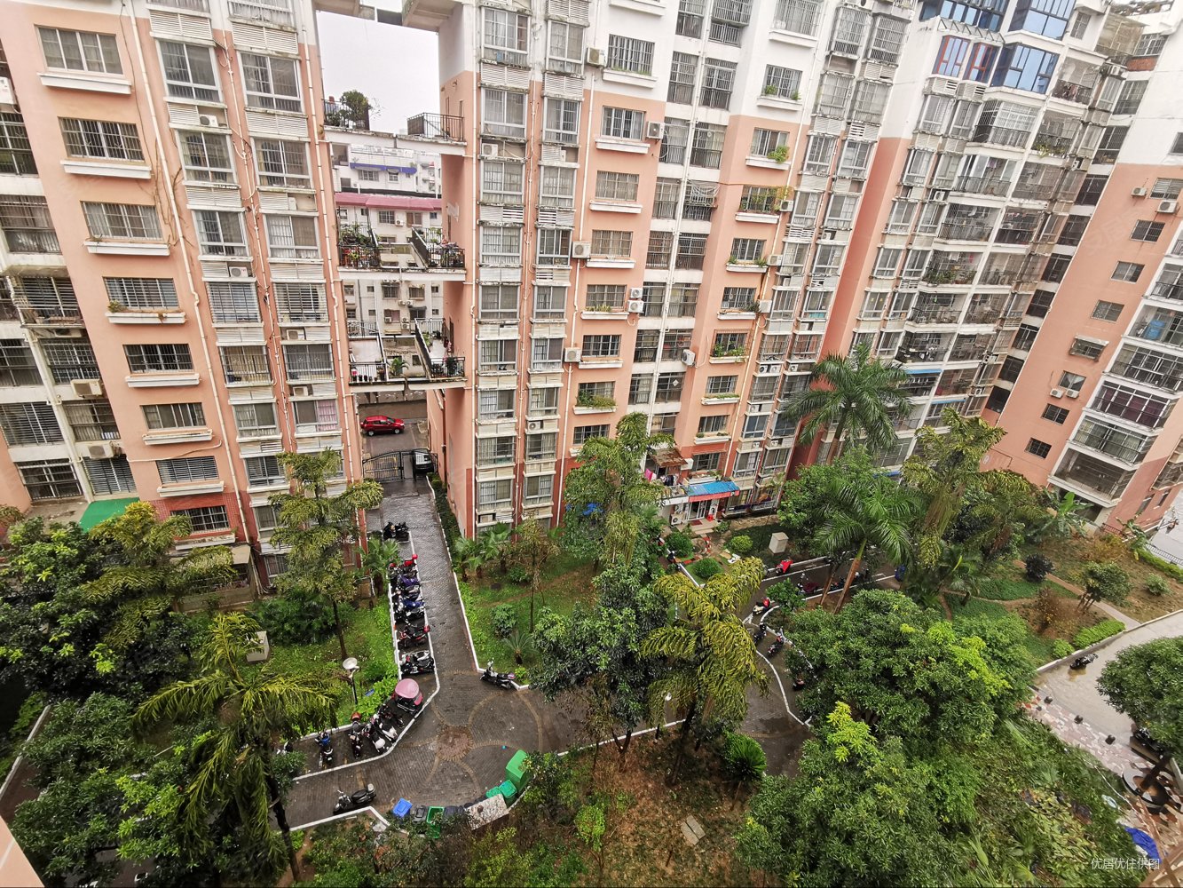 地铁二号线棕榈湾小区电梯两房总价48万价格可议