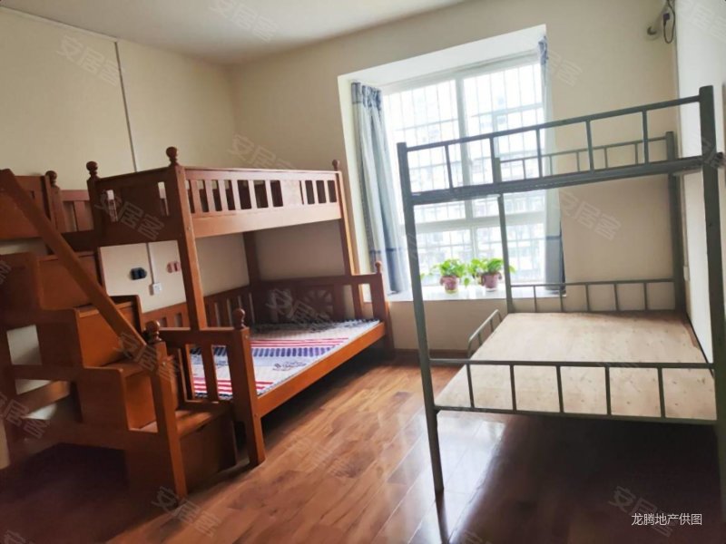 凯凌小苑3室2厅2卫127㎡南北68万