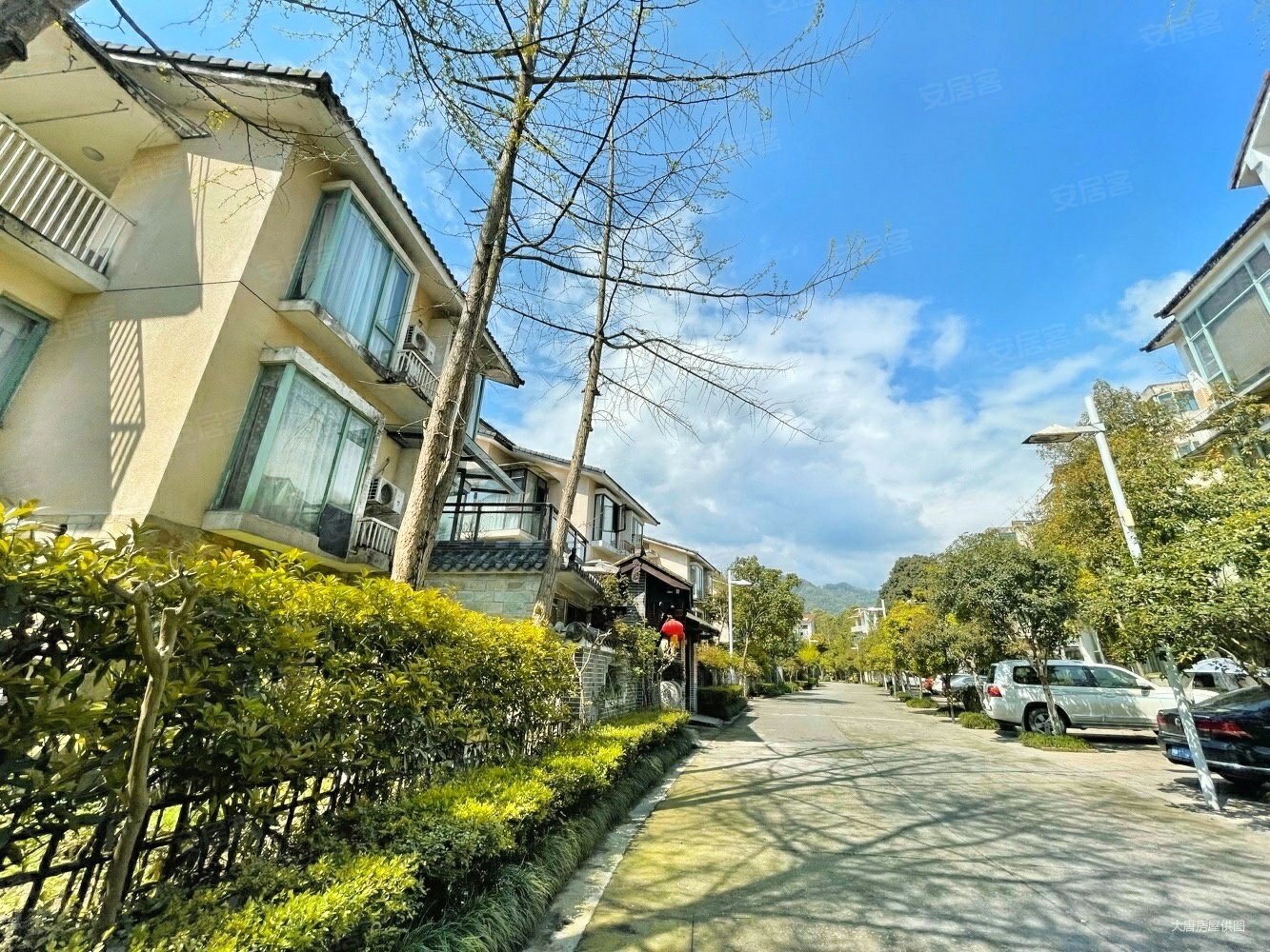 青城白鹭洲(别墅)5室2厅3卫149㎡南132万