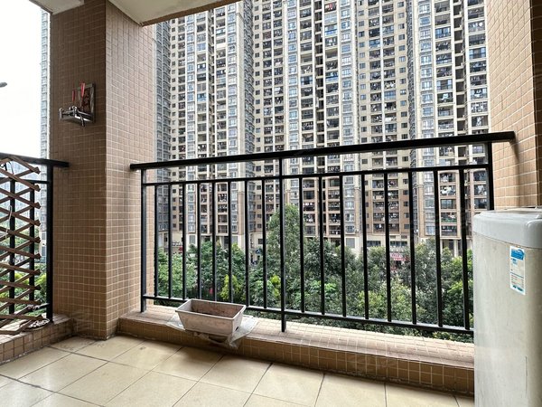 广州黄埔文冲瑞东花园出租瑞东花园小三房,价格美丽.