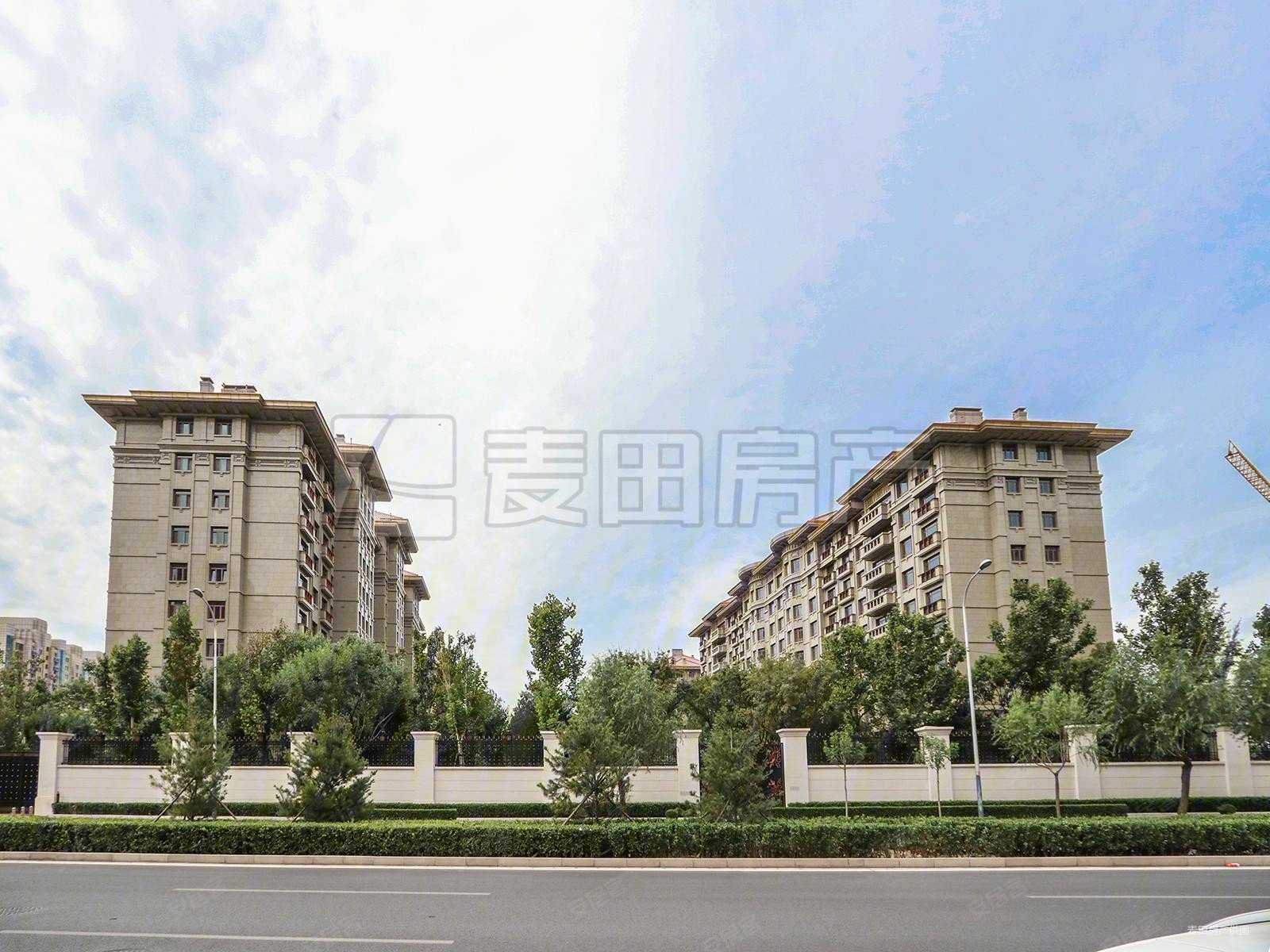 楼龄新 精装修,泛海世家西府二手房,6500万,4室2厅,4卫,372平米-北京