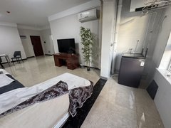 禹城其他禹城其他金辰公馆 三室 家具家电齐全 三台空调 冰箱洗衣机领包入住出租房源真实图片