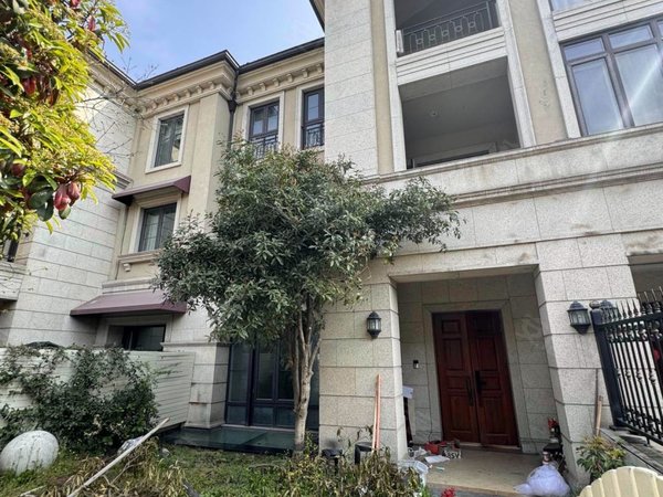 杭州萧山闻堰郁金香岸(别墅)急租 郁金香岸  地铁口别墅 可做摄影