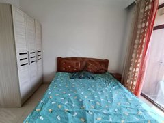 盘锦兴隆台中兴公园紫润茗都双南卧室 年租一万包物业出租房源真实图片