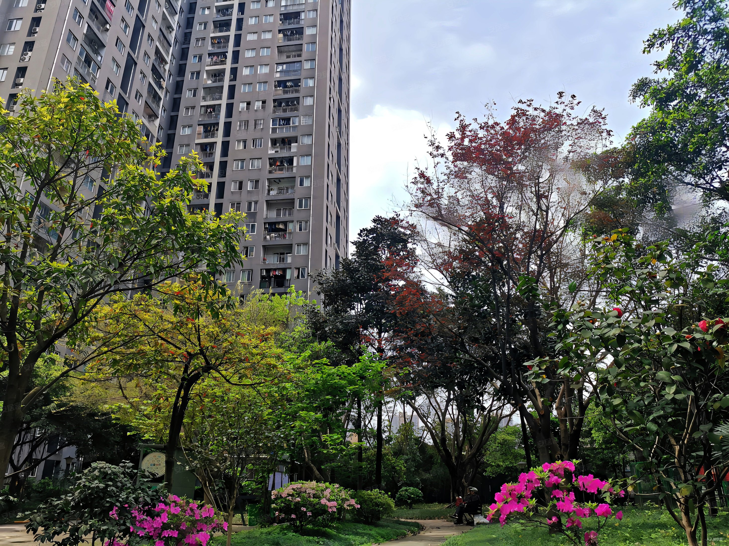 重庆房产网>重庆二手房>渝北二手房>冉家坝二手房>太阳园>2933_2200