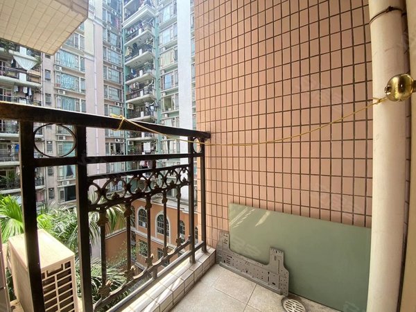 广州海珠新港西愉景雅苑鹭江地铁附近 愉景雅苑 3室2厅2卫 配套齐全