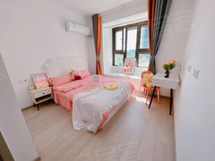 南京浦口江浦街道出门就是虹悦城,龙华路地铁口,朝南主卧 ,豪华装修 ,可短租出租房源真实图片