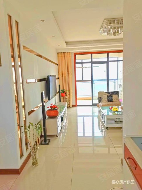 宜兴八佰伴对面 逸品尚东 3室2厅2卫 精装修