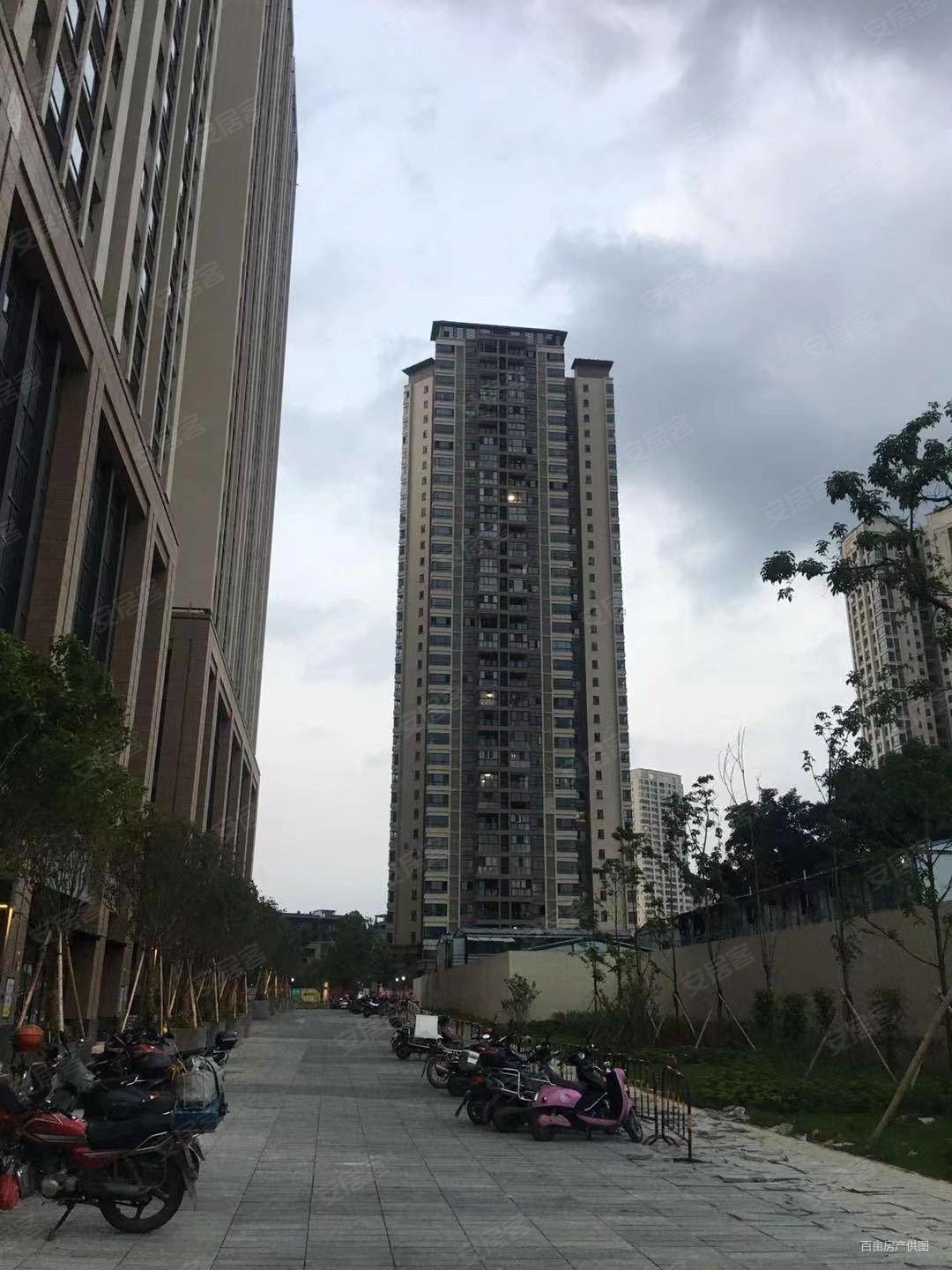 柳州房产网>柳州二手房>鱼峰二手房>天马二手房>盛天悦景台锦园>