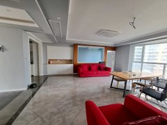 煙臺開發區昆侖國際大酒店振華海濱假日花園173平米豪華有情調房子4000元月.出租房源真實圖片