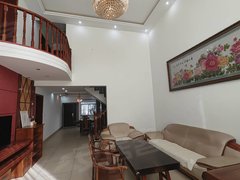 曲靖麒麟南市区南市区沃尔玛旁锦湘南郡别墅出租5居拎包入住4600元出租房源真实图片