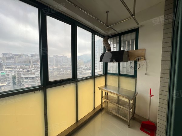 【多图】锦绣公寓,吴航租房,楼下小吃街 地铁口十洋旁边独门独户单身