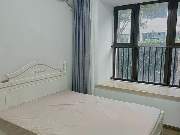 上海奉贤南桥合景万景峰(公寓住宅)奉贤南桥望远路地铁站旁边的合景