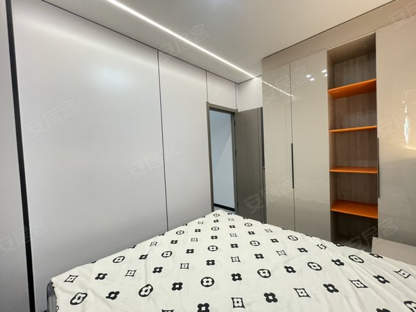 金华东阳东阳江北五星大厦人民路第一百货附近  标准家电齐全 一室一厅 房间空气环境好出租房源真实图片